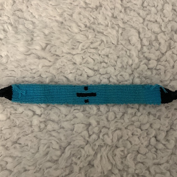 Ed Sheeran Divide Album Friendship Bracelet - Picture 12 of 14
